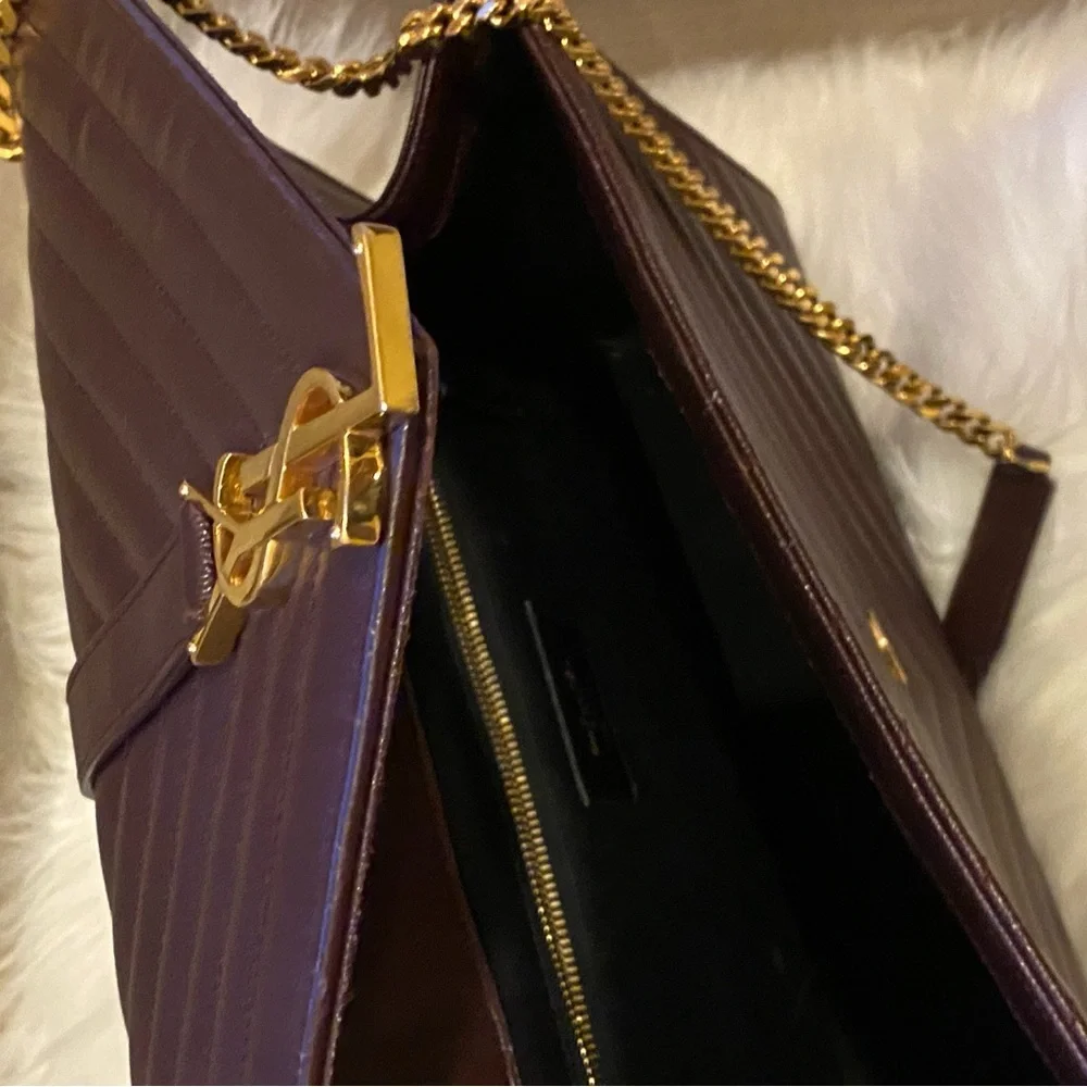 Yves Saint Laurent Wine Quilted Leather Shoulder Bag with Gold Chain - Picture 4 of 7